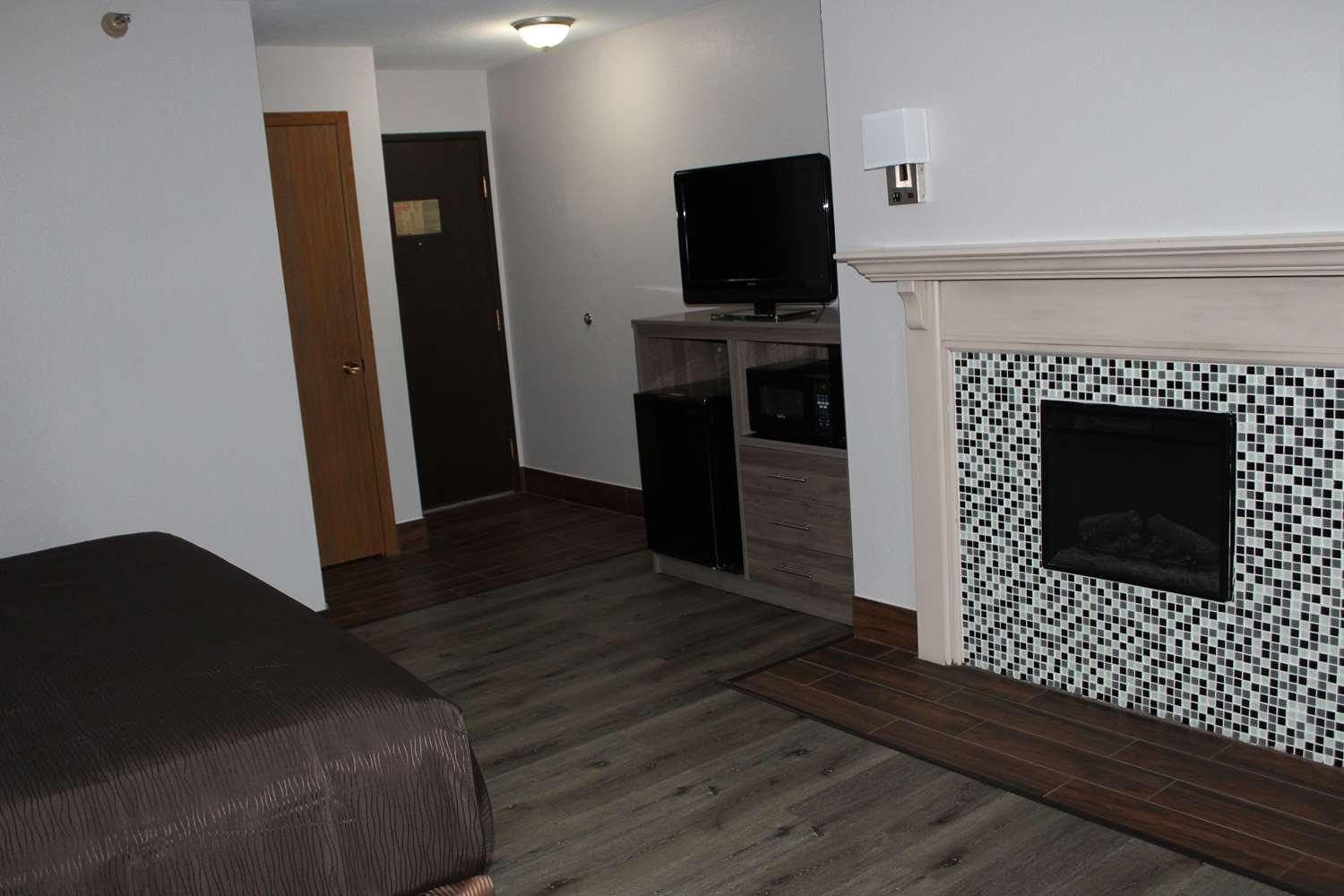 Ramada By Wyndham Cedar Rapids South Hotell Exteriör bild